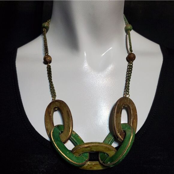 Vintage Green & Brown Necklace - Picture 2 of 5
